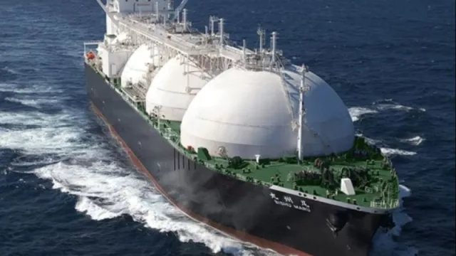 Petronas inicia la construcción de un buque de GNL para exportar