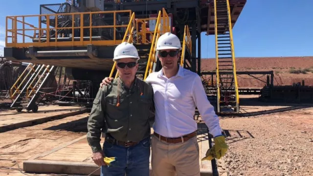 Iguacel crea un consorcio petrolero con Ingeniería SIMA y TB Cargo para desarrollar campos maduros en Neuquén (que dejará YPF)