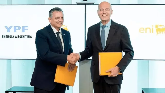 YPF y Eni avanzan hacia la decisión final de inversión en el proyecto de GNL de Vaca Muerta