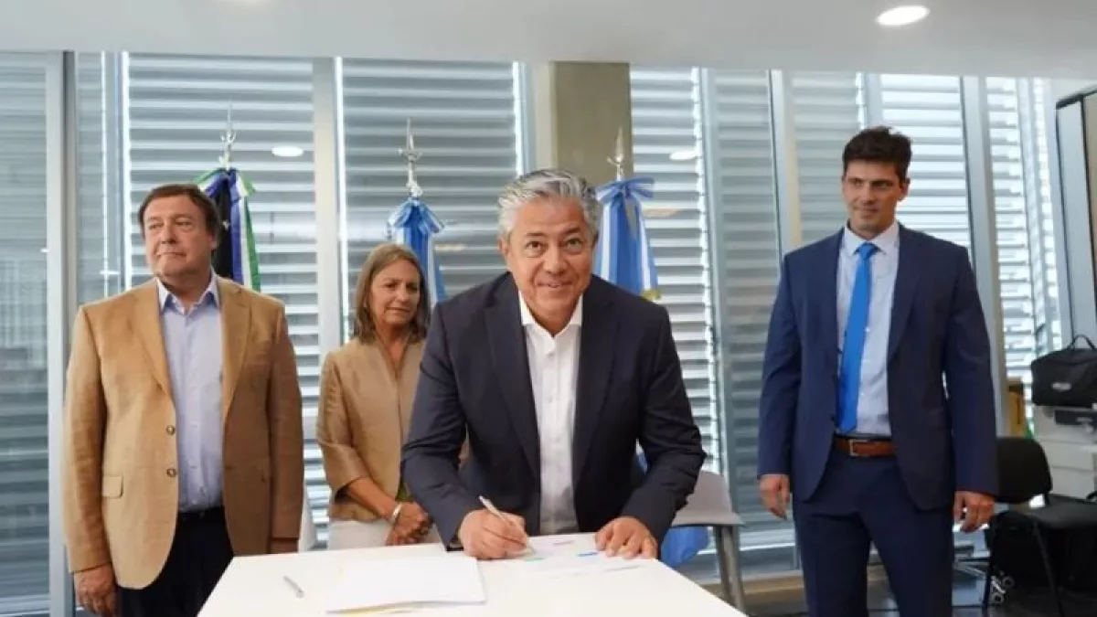 Neuquén y Río Negro firmaron los nuevos contratos de concesión de las ...