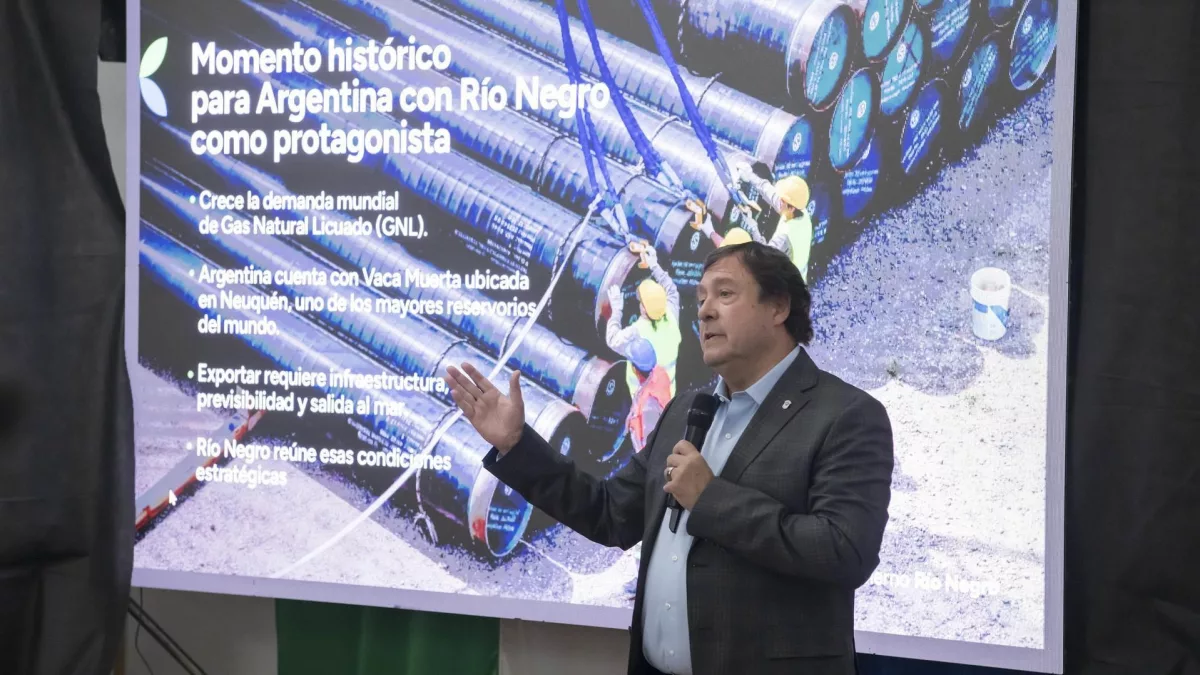 Weretilneck presentó el acuerdo con YPF por Argentina GNL y posicionó a ...