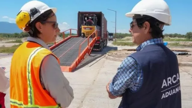 Ganfeng concreta la primera exportación de cloruro de litio procesado en Salta y refuerza el valor agregado en origen